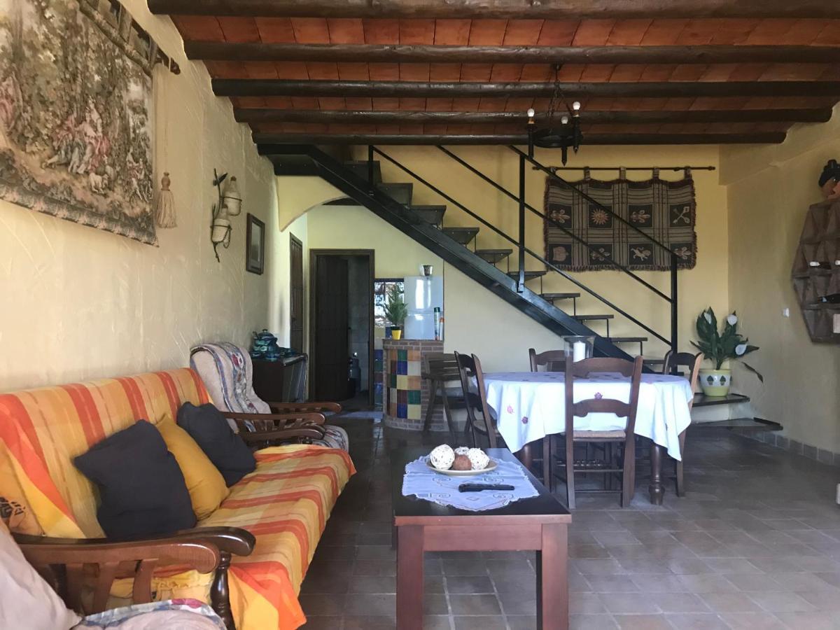 Casa Rural “Las Espinosas” บิยานูเอวาเดลตราบูโก ภายนอก รูปภาพ